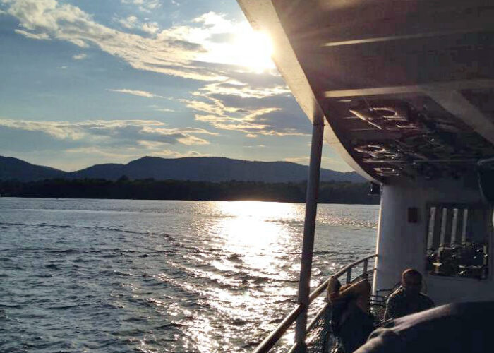 saint fall dinner cruise